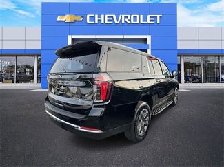 Certified 2025 Chevrolet Suburban LS w/ LPO, Dark Essentials Package video 2