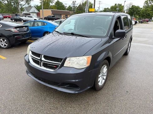 Used 2014 Dodge Grand Caravan SXT FWD image 4