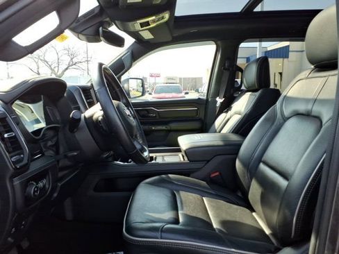 Used 2024 RAM 1500 Limited AWD/4WD image 7