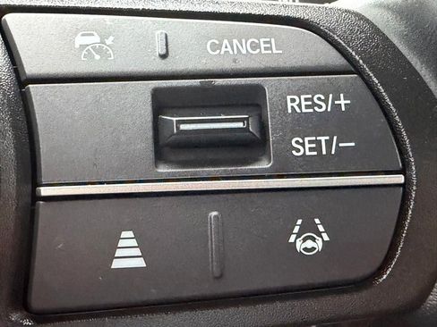 Used 2025 Honda CR-V Sport image 16