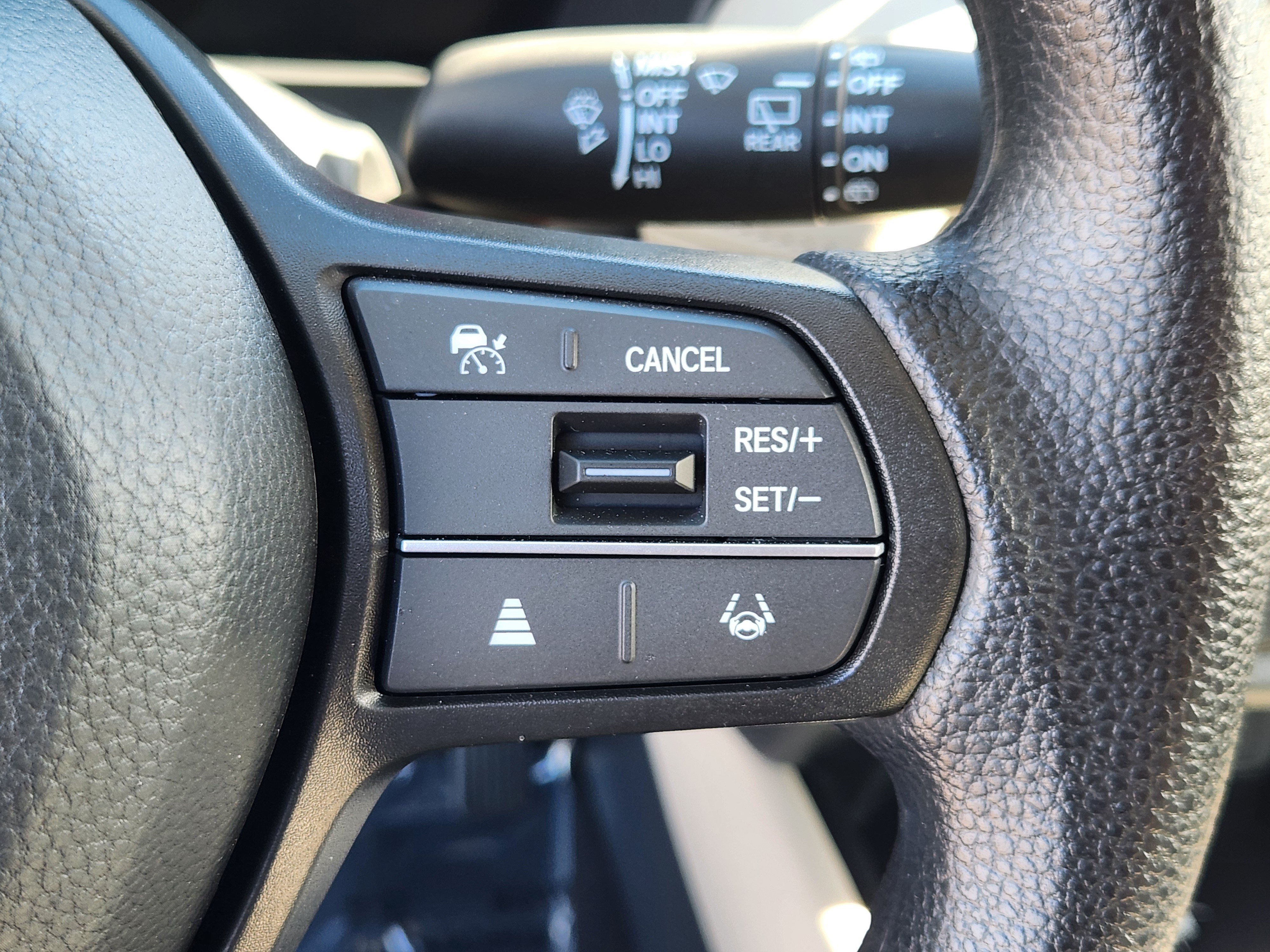 Certified 2027 Honda HR-V LX image 23