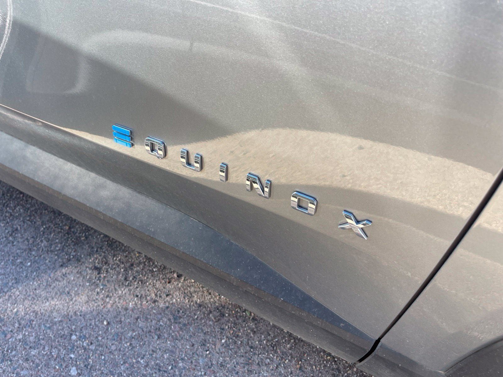 Used 2025 Chevrolet Equinox EV LT FWD image 5