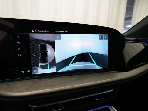 Used 2025 Audi Q5 Premium w/ Convenience Package AWD/4WD image 21