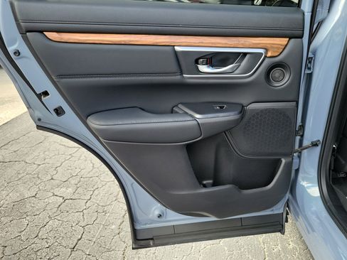 Used 2022 Honda CR-V EX-L image 11
