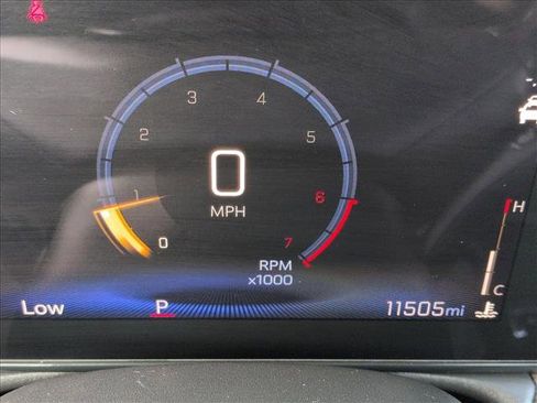 Used 2024 Chevrolet TrailBlazer RS w/ Convenience Package image 11