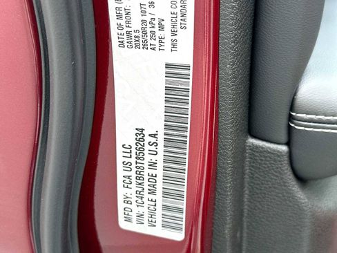 New 2026 Jeep Grand Cherokee L Limited image 22