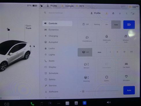 Used 2021 Tesla Model Y Long Range image 11