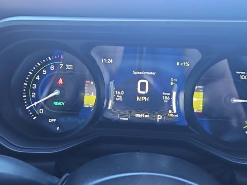 Used 2024 Jeep Wrangler Unlimited Rubicon 4xe w/ Technology Group image 20