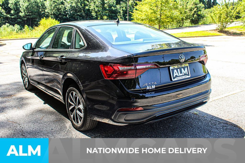 Used 2024 Volkswagen Jetta S FWD image 4