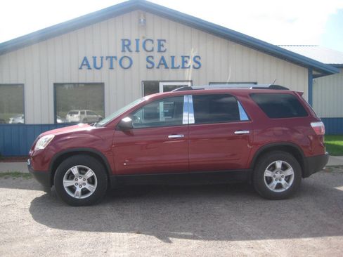 Used 2010 GMC Acadia SLE image 1