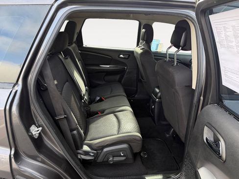 Used 2015 Dodge Journey American Value Package w/ Flexible Seating Group image 18