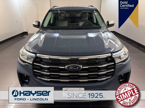Certified 2025 Ford Explorer Active w/ Active Comfort Package AWD/4WD image 2