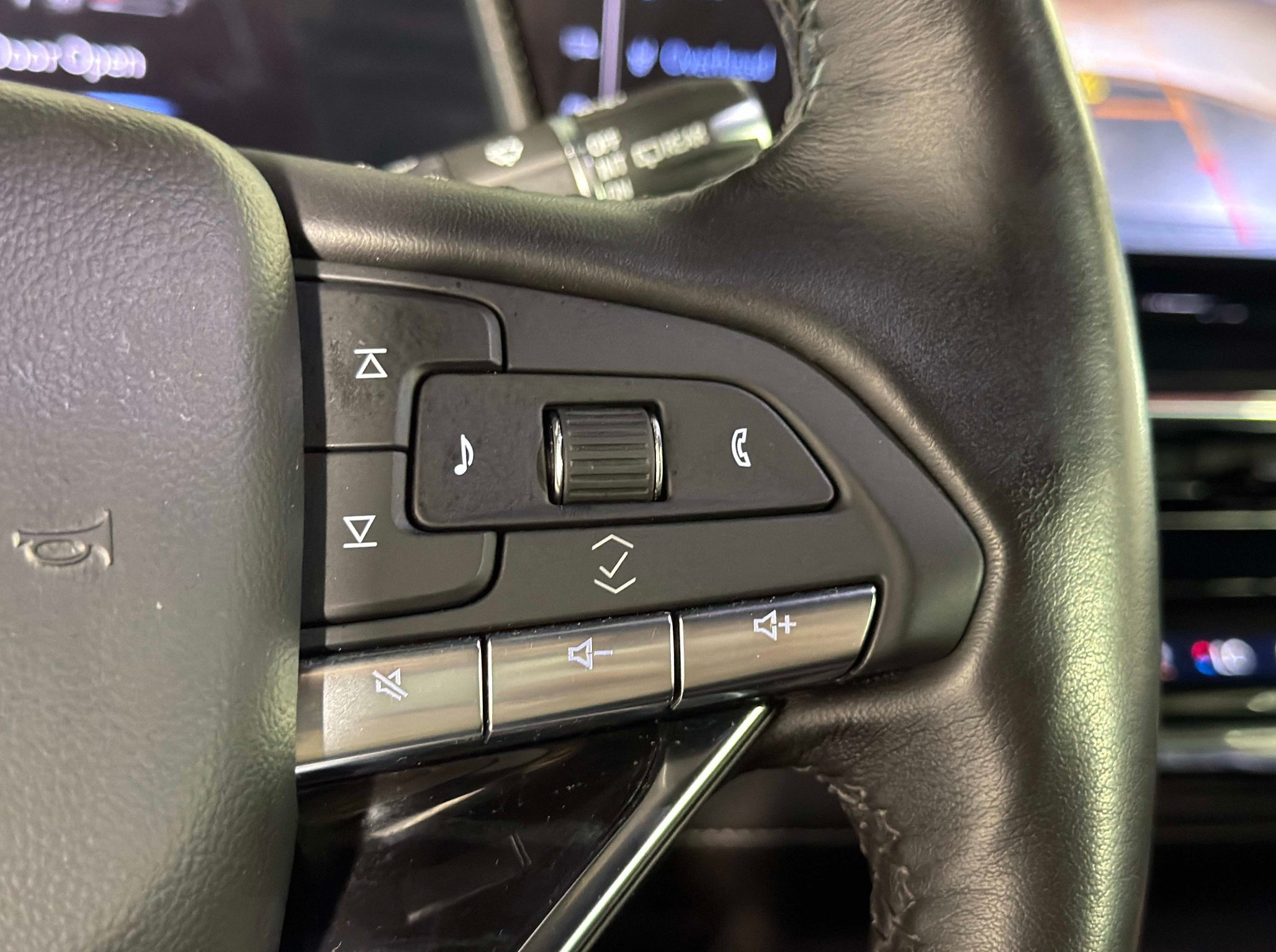 Used 2024 Cadillac Escalade ESV Sport w/ Touring Package AWD/4WD image 47