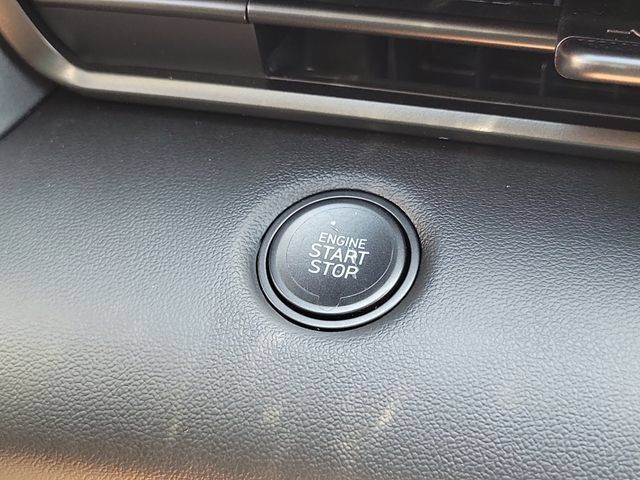 New 2026 Hyundai Elantra SEL Sport FWD image 10