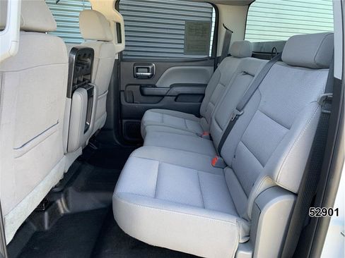 Used 2018 GMC Sierra 2500 4x4 Crew Cab w/ Sierra Convenience Package image 24