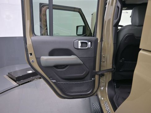 New 2026 Jeep Gladiator Mojave AWD/4WD image 14