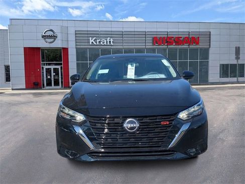 New 2025 Nissan Sentra SR image 8