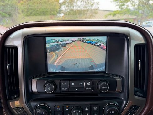 Used 2016 Chevrolet Silverado 1500 High Country AWD/4WD image 24