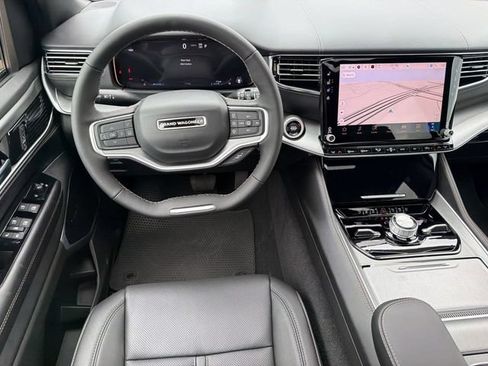 New 2026 Jeep Grand Wagoneer Limited AWD/4WD image 29