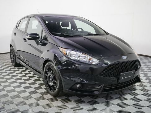 Used 2019 Ford Fiesta ST FWD image 9