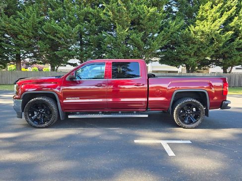 Used 2016 GMC Sierra 1500 SLE w/ SLE Value Package AWD/4WD image 3