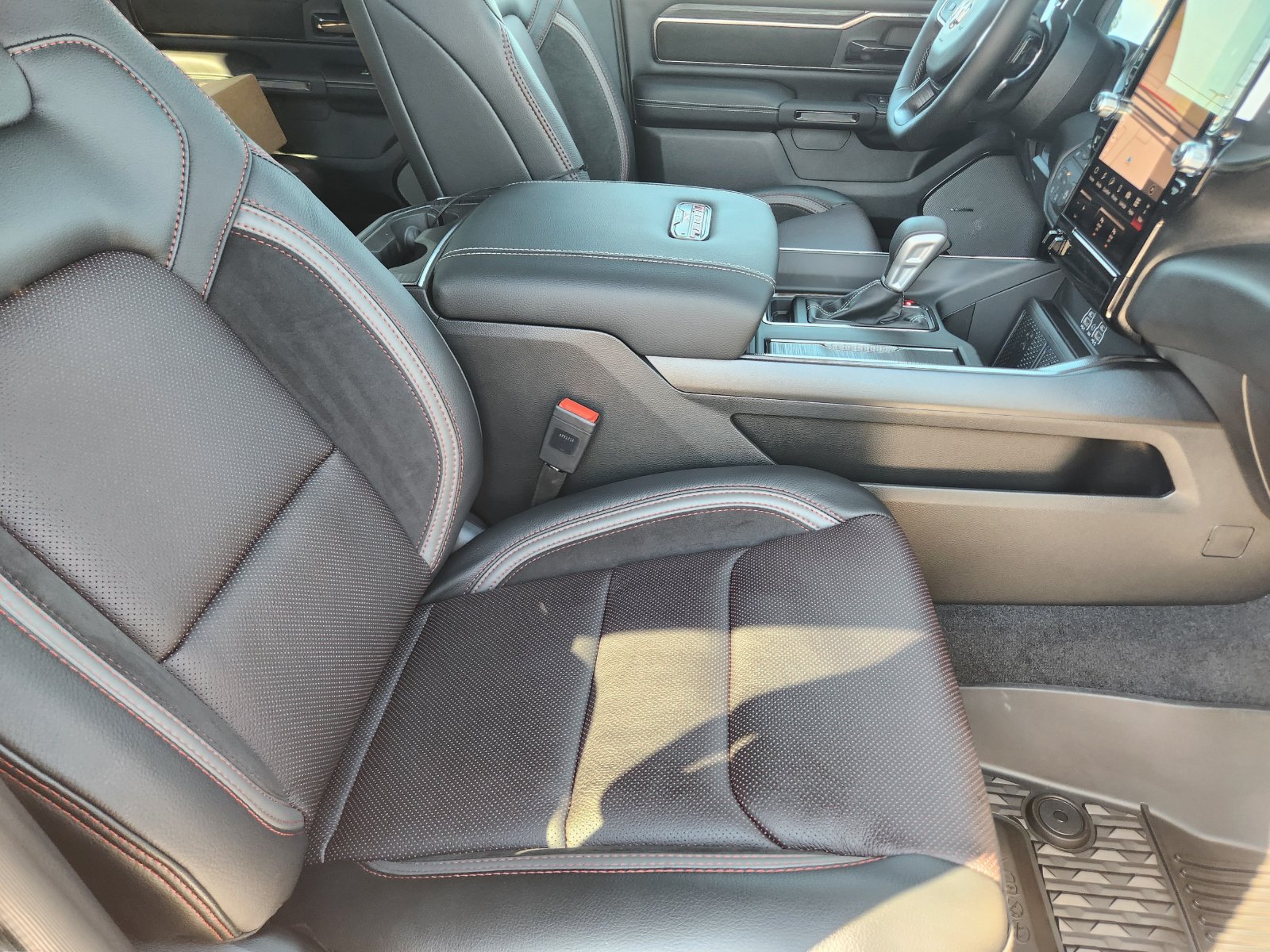 New 2027 RAM 1500 Rebel w/ Rebel Level 2 Equipment Group AWD/4WD image 14