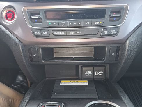 Used 2022 Honda Passport EX-L image 10