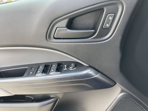 Used 2020 Chevrolet Colorado W/T w/ WT Convenience Package image 21