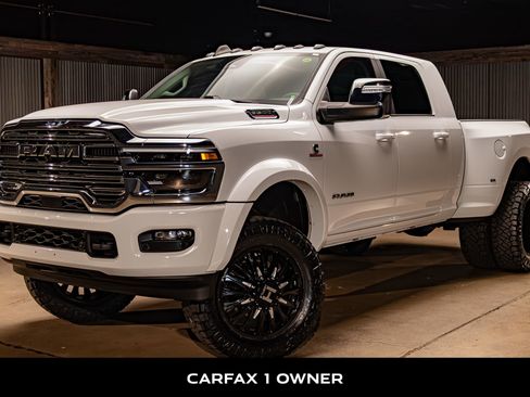 Used 2025 RAM 3500 Laramie w/ Max Tow Package image 5