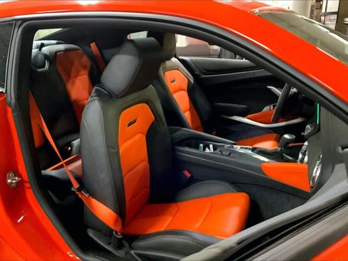 Used 2018 Chevrolet Camaro SS w/ Hot Wheels Edition image 6