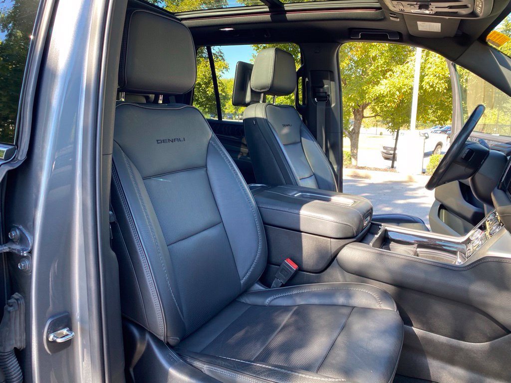 Used 2021 GMC Yukon Denali w/ Denali Premium Package AWD/4WD image 33