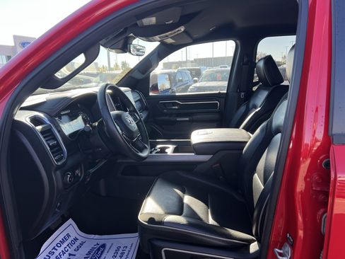 Used 2024 RAM 1500 Laramie image 18