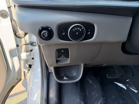 Used 2022 Ford Transit 250 Low Roof RWD image 14