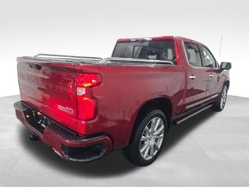 Used 2025 Chevrolet Silverado 1500 High Country AWD/4WD image 4