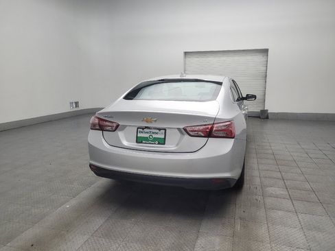 Used 2022 Chevrolet Malibu LT FWD image 7
