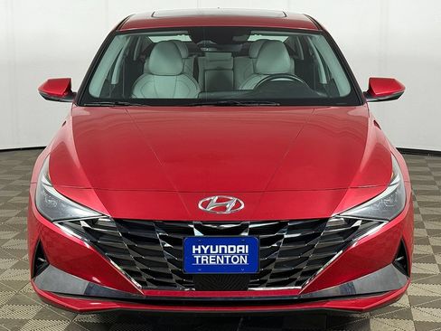 Used 2023 Hyundai Elantra Limited w/ Cargo Package FWD image 7