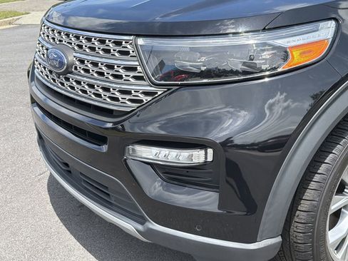 Used 2022 Ford Explorer Limited w/ Equipment Group 301A RWD image 37