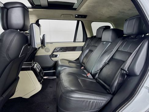 Used 2018 Land Rover Range Rover Long Wheelbase Autobiography image 33