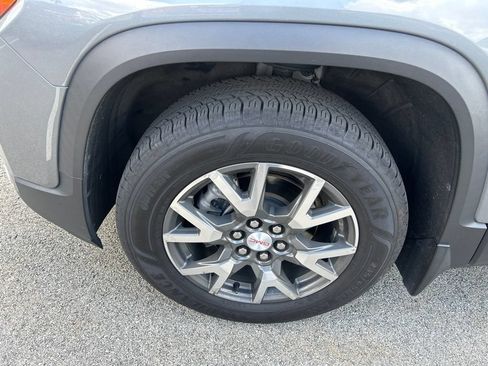 Used 2021 GMC Acadia SLE w/ Driver Convenience Package AWD/4WD image 4