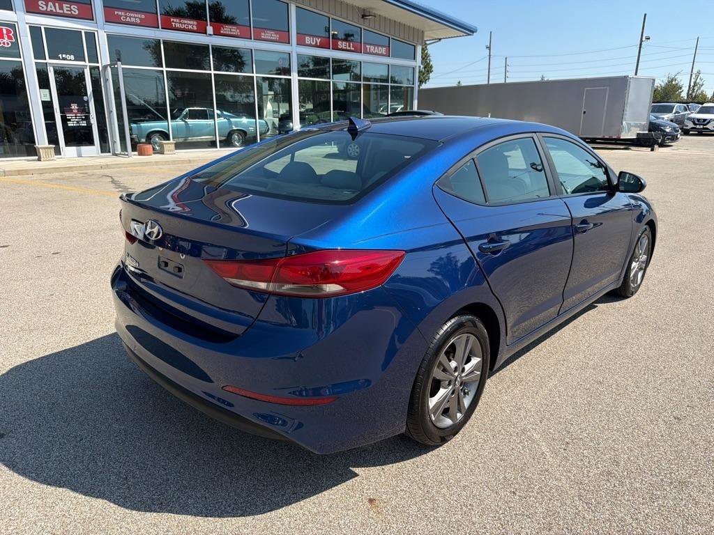 Used 2017 Hyundai Elantra SE FWD image 8