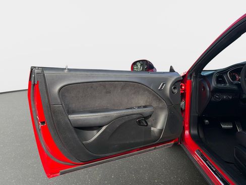 Used 2023 Dodge Challenger SRT Hellcat RWD image 26