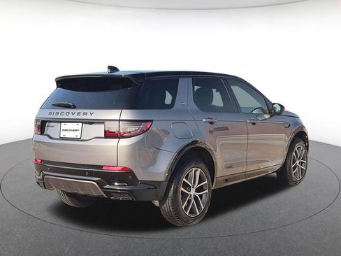 Used 2025 Land Rover Discovery Sport Dynamic SE AWD/4WD image 5