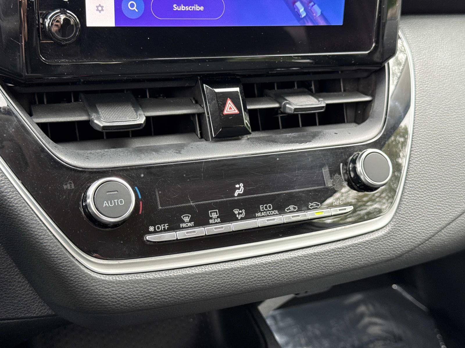 Used 2024 Toyota Corolla LE FWD image 9