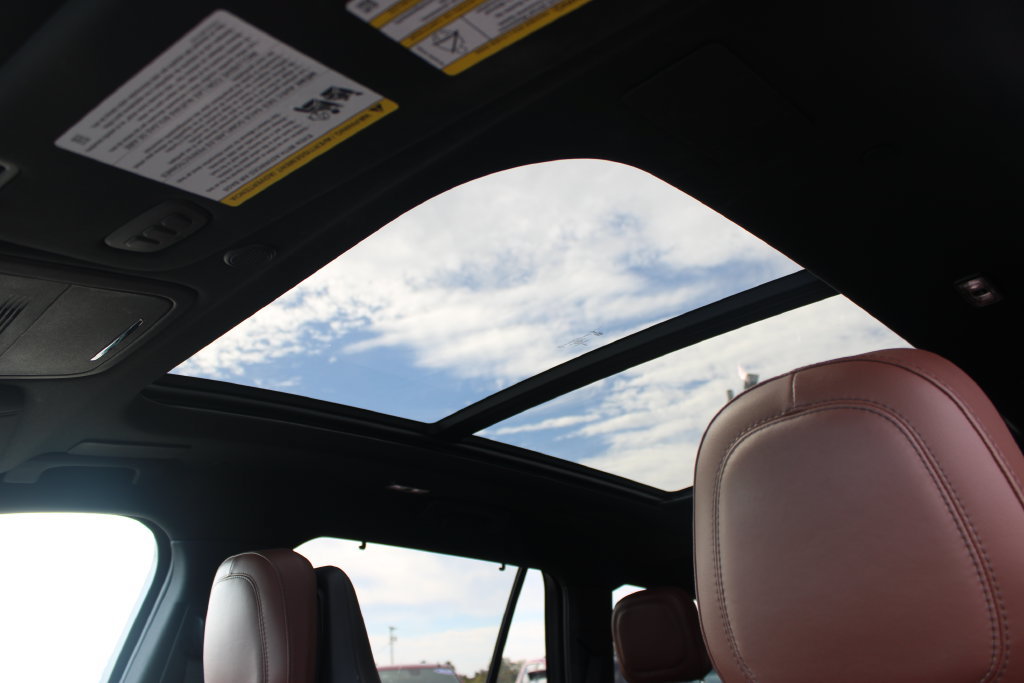 Used 2025 Lincoln Aviator Reserve w/ Luxury Package RWD image 42