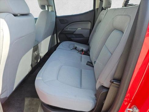Used 2018 Chevrolet Colorado W/T w/ WT Convenience Package RWD image 10