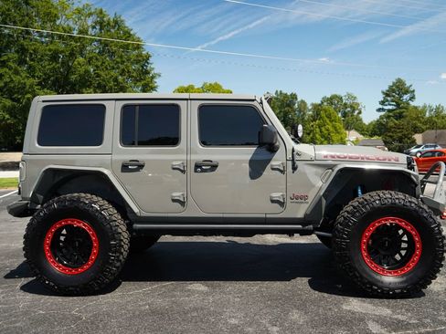 Used 2021 Jeep Wrangler Unlimited Rubicon AWD/4WD image 2