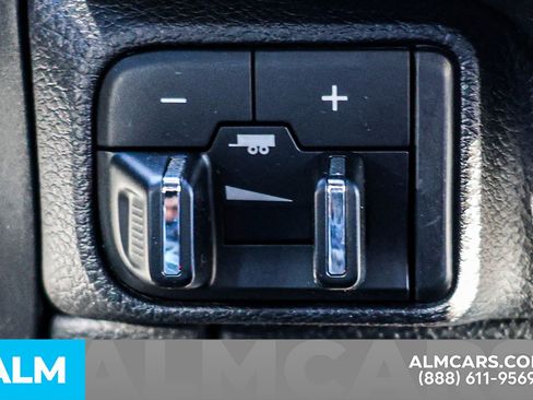 Used 2024 Dodge Durango GT image 41