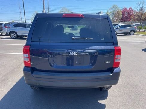 Used 2015 Jeep Patriot High Altitude FWD image 6