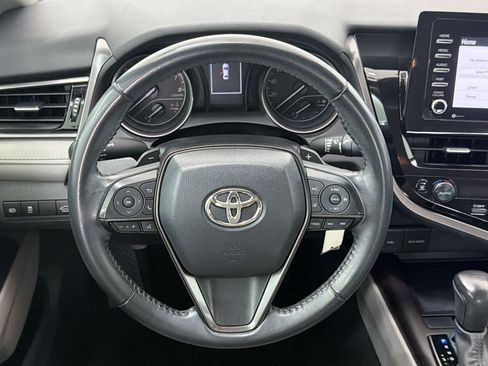 Used 2022 Toyota Camry SE FWD image 25