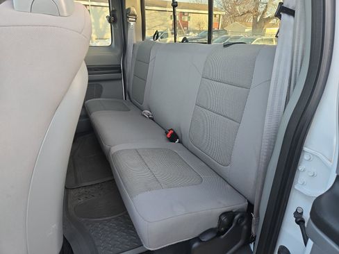 Used 2006 Ford F250 XL image 19